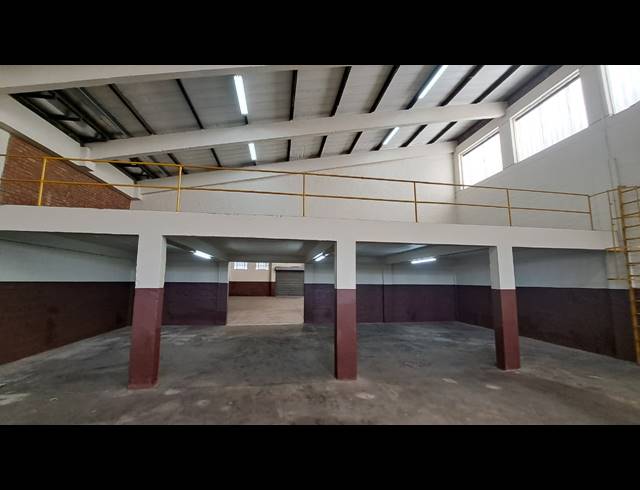 765M² WAREHOUSE TO LET IN KULEKA